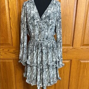 Hyfve’s sexy evening dress with a snake skin print